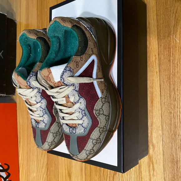 Gucci rhython sneaker - Picture 2 of 4